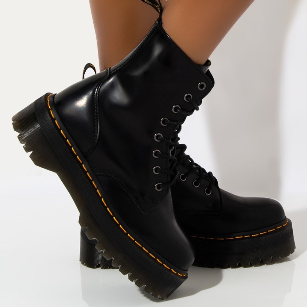 Dr. Martens Women's Jadon Platform Black Smooth